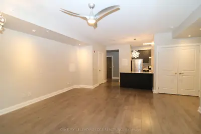 481 Rupert Avenue 123, Whitchurch-stouffville, On L4a 1y7