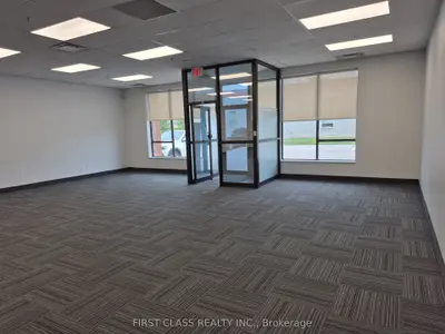 20 Steelcase Road W 5, Markham, On L3r 1b2
