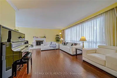 83 Squire Bakers Lane Upper, Markham, On L3p 3h1