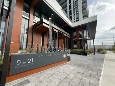21 Meadowdale Road 2202, Vaughan, On L4k 0h6