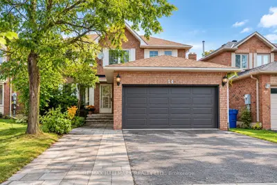 14 Crawford Rose Drive, Aurora, On L4g 4p2