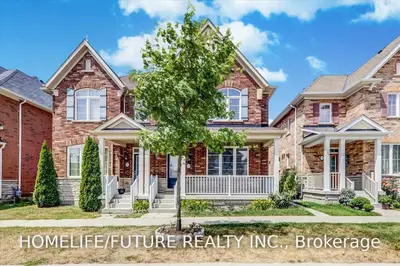 212 Cornell Park Avenue Main & 2nd, Markham, On L6b 0w7