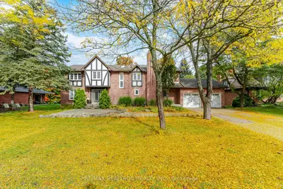 80 East Humber Drive, King, On L7b 1b6