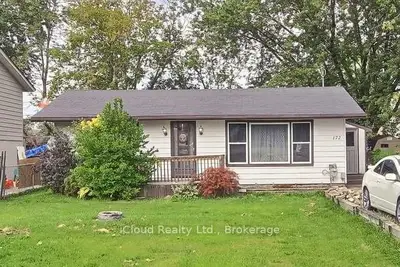 172 Silas Boulevard, Georgina, On L4p 2k3