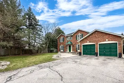 2 Craigleith Crescent, Richmond Hill, On L4e 2l5