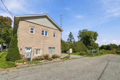 6 Temperance Street, Uxbridge, On L0e 1t0