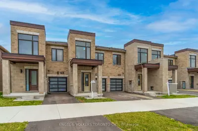 136 Mumbai Drive, Markham, On L3s 0g5