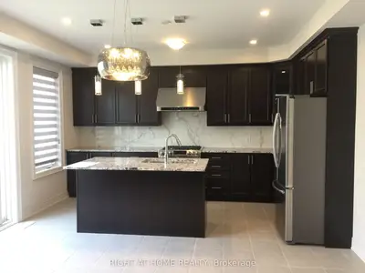 46 Blazing Star Street, East Gwillimbury, On L9n 0s2