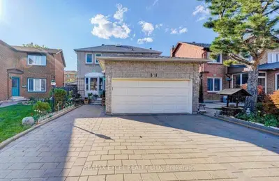 70 Weldrick Road E Upper, Richmond Hill, On L4c 8t8