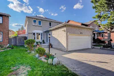70 Weldrick Road E Upper, Richmond Hill, On L4c 8t8