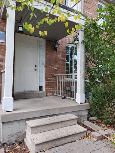 44 Grasslands Avenue, Richmond Hill, On L4b 4l1