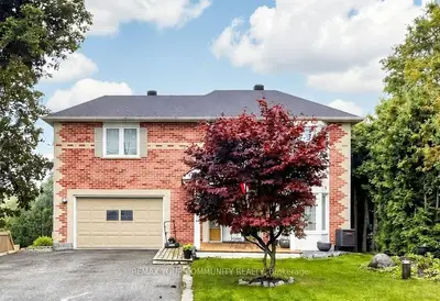 27 Mitchell Avenue, Whitchurch-stouffville, On L4a 7x3