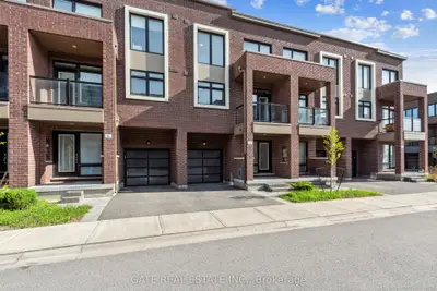 27 Moneypenny Place, Vaughan, On L4j 0k9