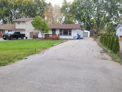172 Silas Boulevard, Georgina, On L4p 2k3