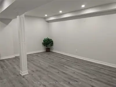 39 Wood Rim Drive Basement, Richmond Hill, On L4e 4s2
