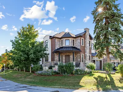 9a Anglin Drive, Richmond Hill, On L4e 3m5