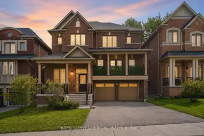 23 Cyprus Glen Lower, East Gwillimbury, On L9n 0s9