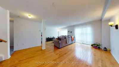 102 Royal Chapin Crescent, Richmond Hill, On L4s 2a8
