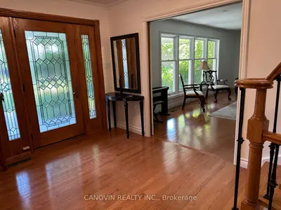 183 St. Anthony's Court, Richmond Hill, On L4c 4t4