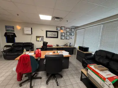 111 Zenway Boulevard 21, Vaughan, On L4h 3h9