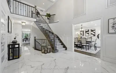 7 Kimbark Crescent, Markham, On L3r 8p7