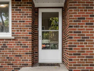 340 Boyer Street, Whitchurch-stouffville, On L4a 7v9