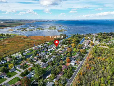 64 Canal Street, Georgina, On L4p 1k5