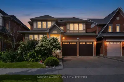 136 Rollinghill Road, Richmond Hill, On L4e 4e1