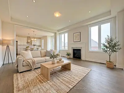 401 Seaview Heights, East Gwillimbury, On L9n 0y4