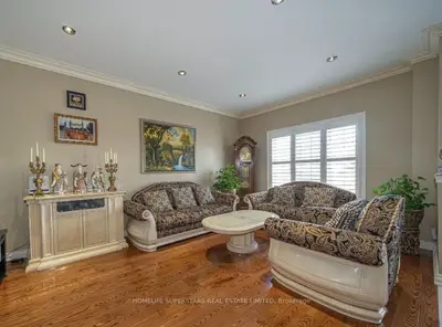 47 Davos Road W, Vaughan, On L4h 2y1