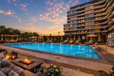 8188 Yonge Street 235, Vaughan, On L4j 0m2
