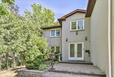 151 Old Surrey Lane, Richmond Hill, On L4c 6r9
