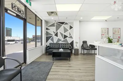 5731 Highway 7, Vaughan, On L4l 4y9