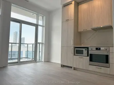 38 Honeycrisp Crescent 312, Vaughan, On L4k 0m8