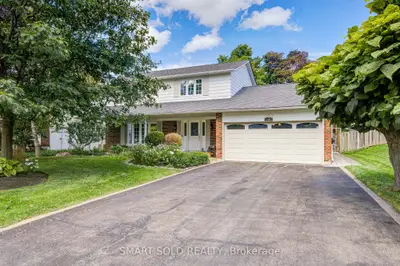 24 Hamilton Hall Drive, Markham, On L3p 2p2
