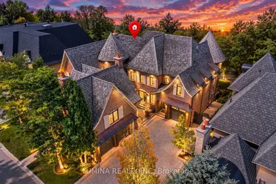 30 Davina Circle N, Aurora, On L4g 1w1