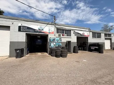 395 Red Maple Road 2, Richmond Hill, On L4c 6p3