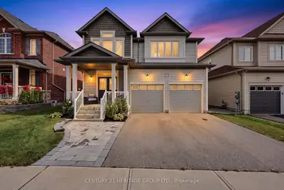 9 Conchita Street, Georgina, On L4p 0h4