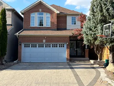 3 Black Walnut Drive, Markham, On L3s 4a7