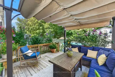 12 Lancaster Court, Georgina, On L4p 4a1