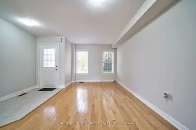 75 Selkirk Drive, Richmond Hill, On L4b 4s4