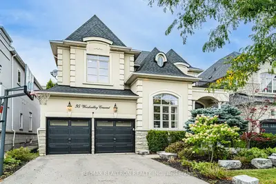 95 Woodvalley Crescent, Vaughan, On L6a 4j5