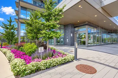 10 Gatineau Drive 515, Vaughan, On L4j 0l2