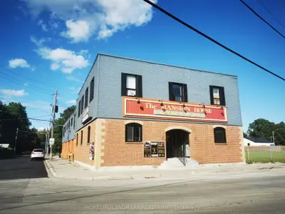 129 High Street, Georgina, On L0e 1r0