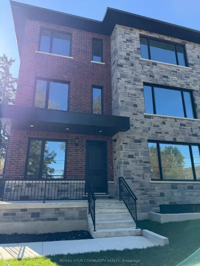 25 Oxford Street 3, Richmond Hill, On L4c 4l6