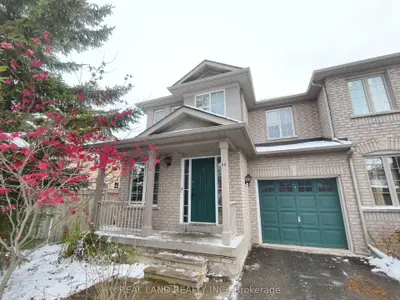68 Waterton Crescent, Richmond Hill, On L4b 4l2