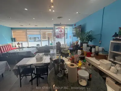 6294 Main Street, Whitchurch-stouffville, On L4a 1g8