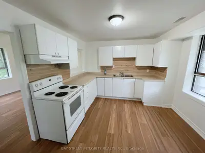 320 Miami Drive Main Floor, Georgina, On L4p 2z7