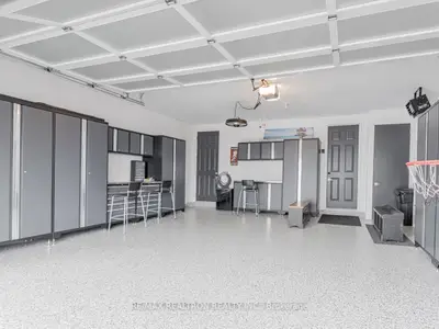 3698 Ferretti Court, Innisfil, On L9s 0n6