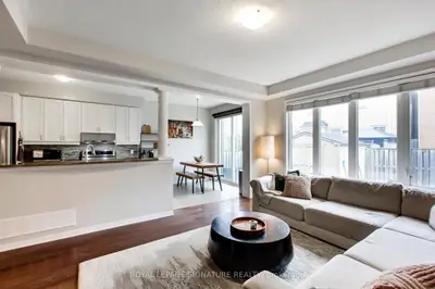 15 Whiterose Lane, Whitchurch-stouffville, On L4a 0z7